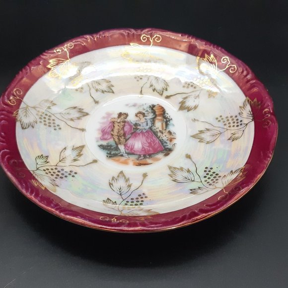 Set of 4 Teacups and Saucers - Picture 9 of 12
